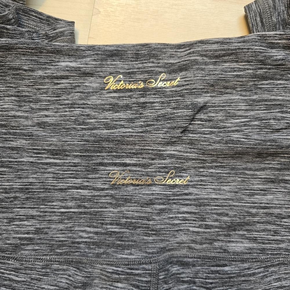 Victoria's Secret Grey Leggings 2 Pairs Size Large - Picture 4 of 11